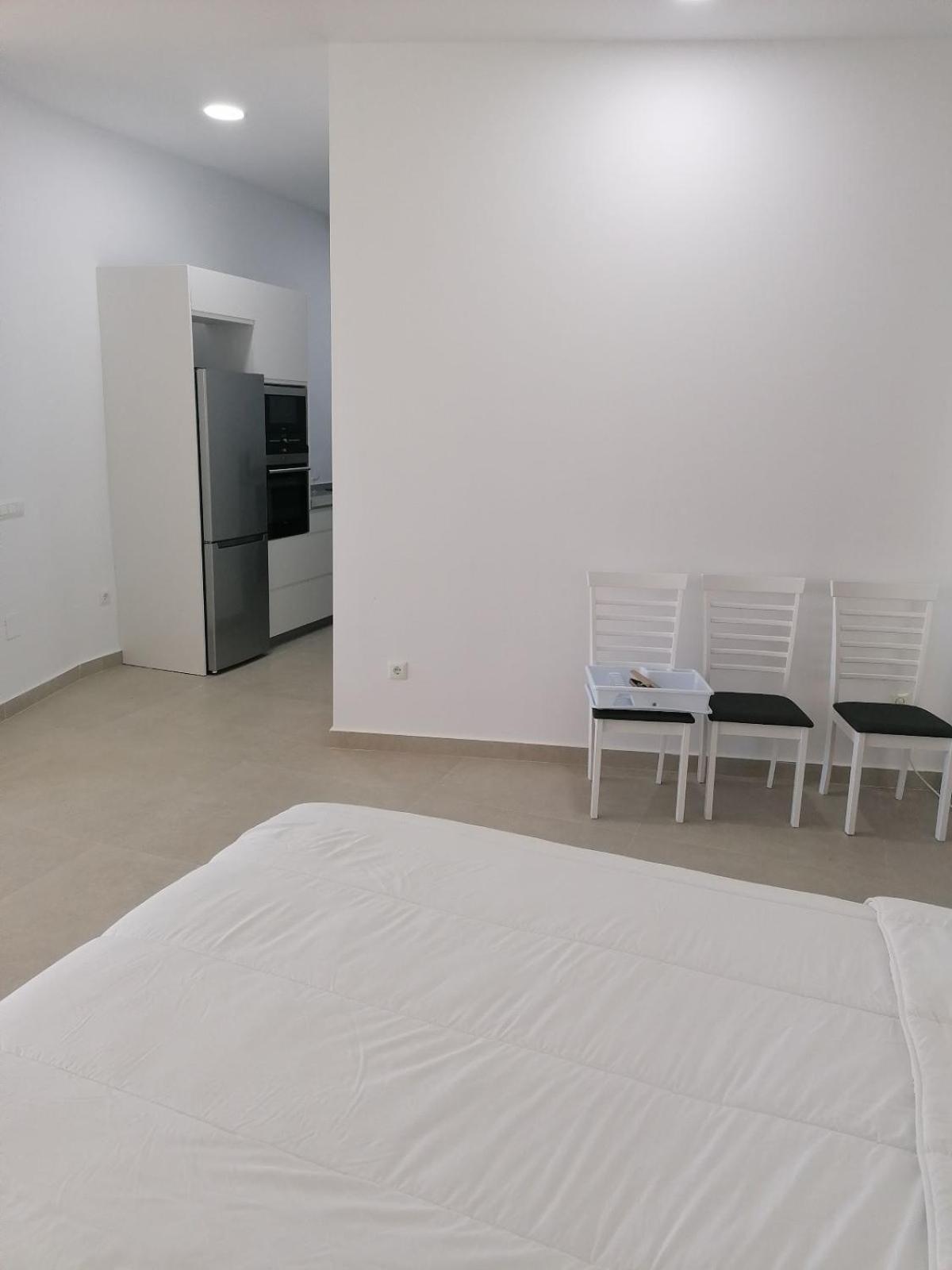 Apartment Center R3 *