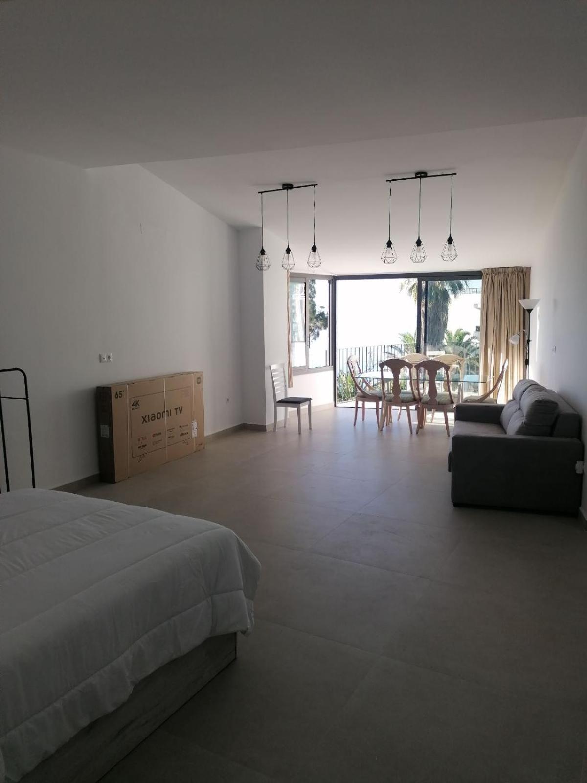 Center R3 Apartment *