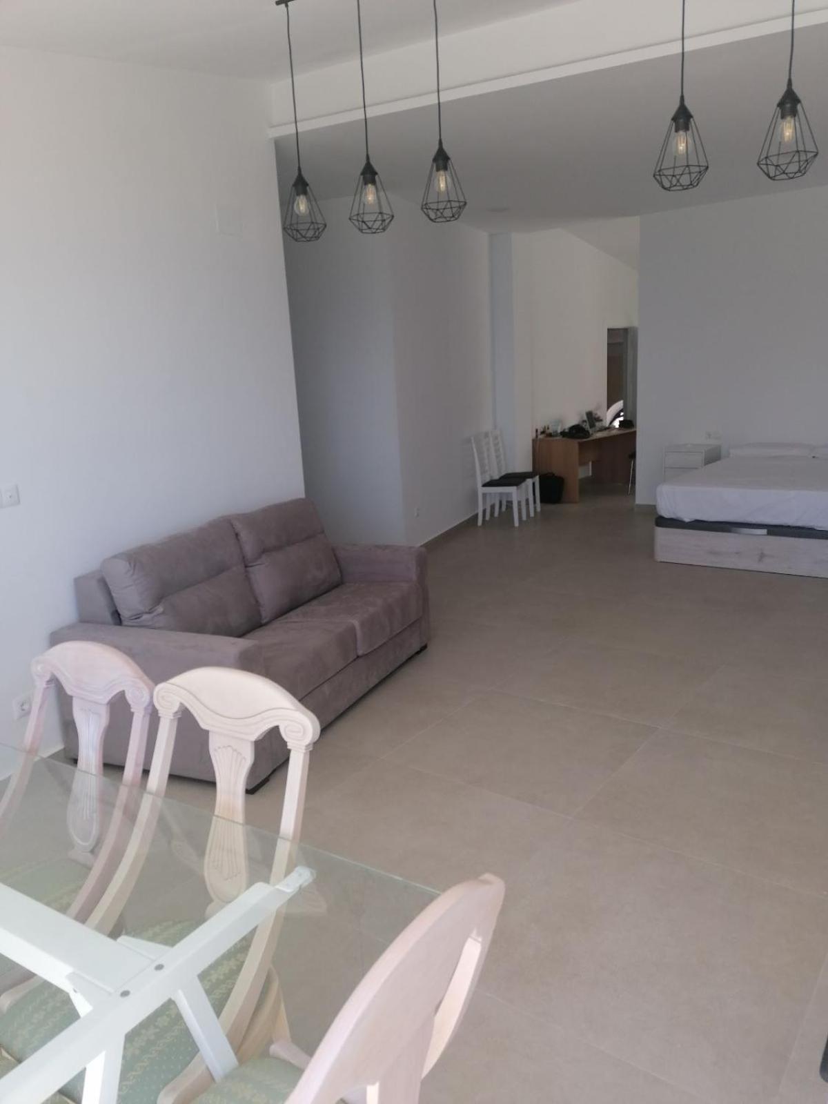 Center R3 Apartment *